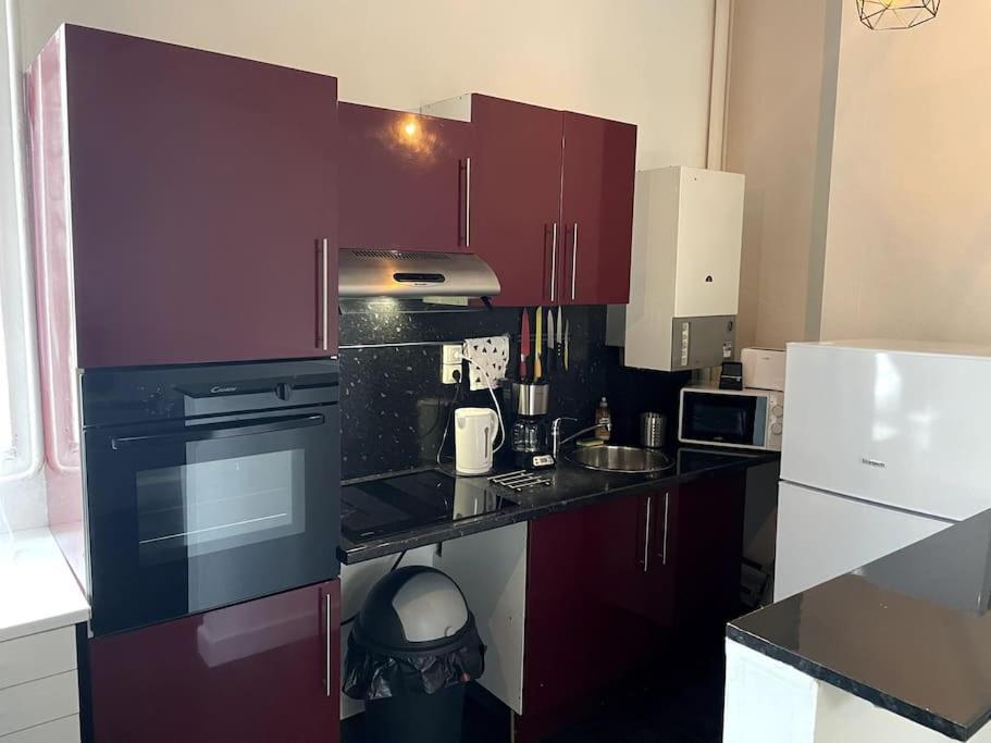 Agreable Maison De Ville Dans La Plus Belle Avenue Orleans Bagian luar foto
