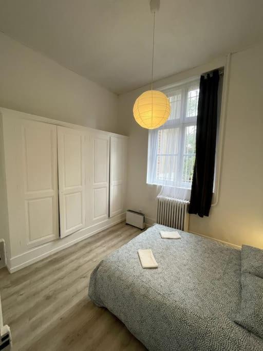 Agreable Maison De Ville Dans La Plus Belle Avenue Orleans Bagian luar foto